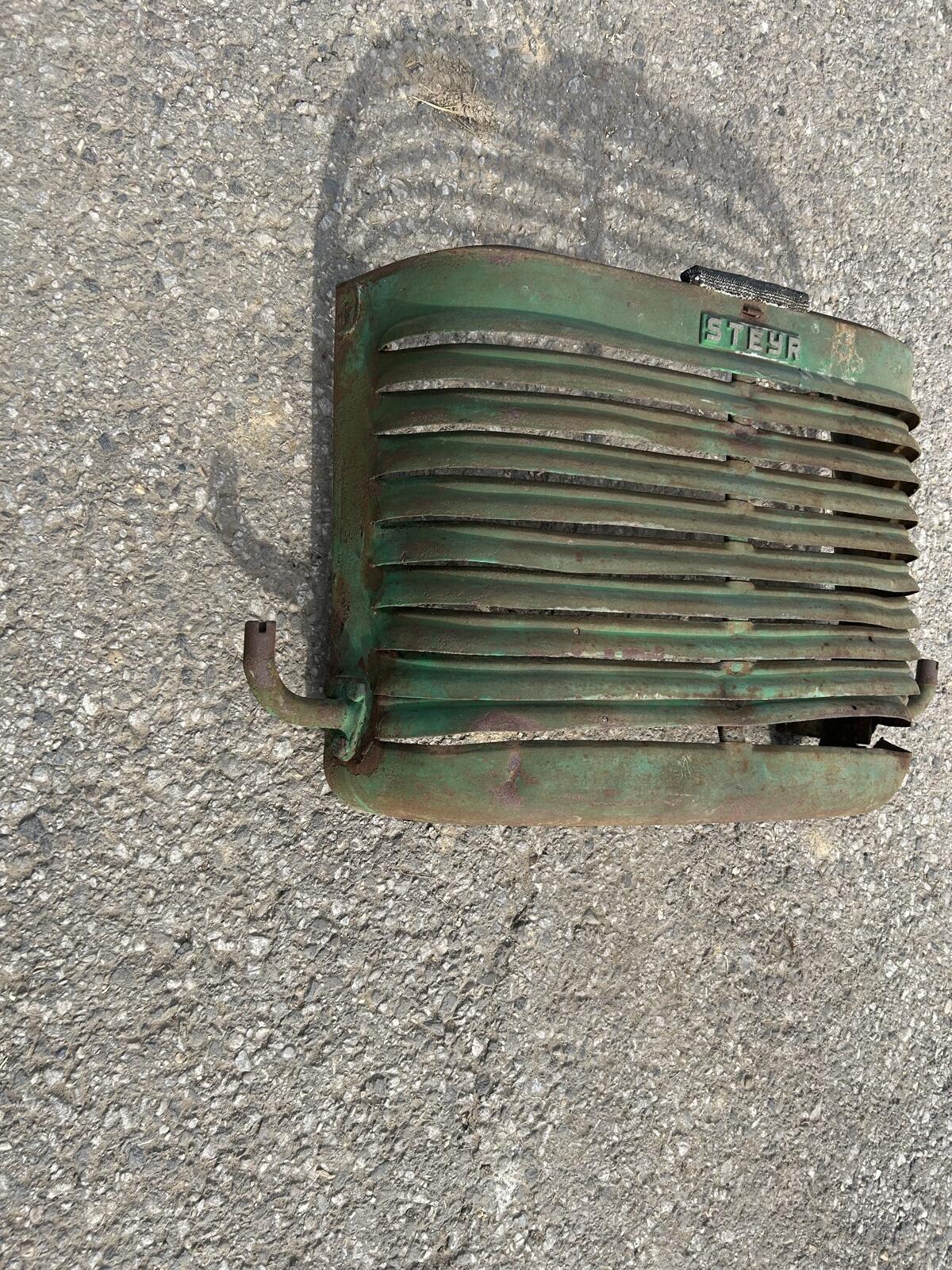 Frontmaske Steyr 180 2