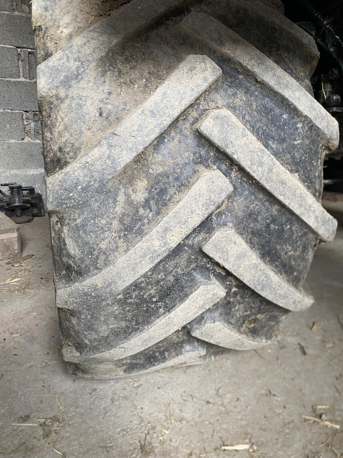 Mitas 425/55R17 2