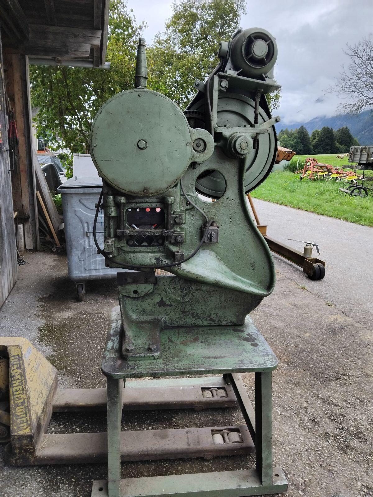 Verkaufe Metallschere 2