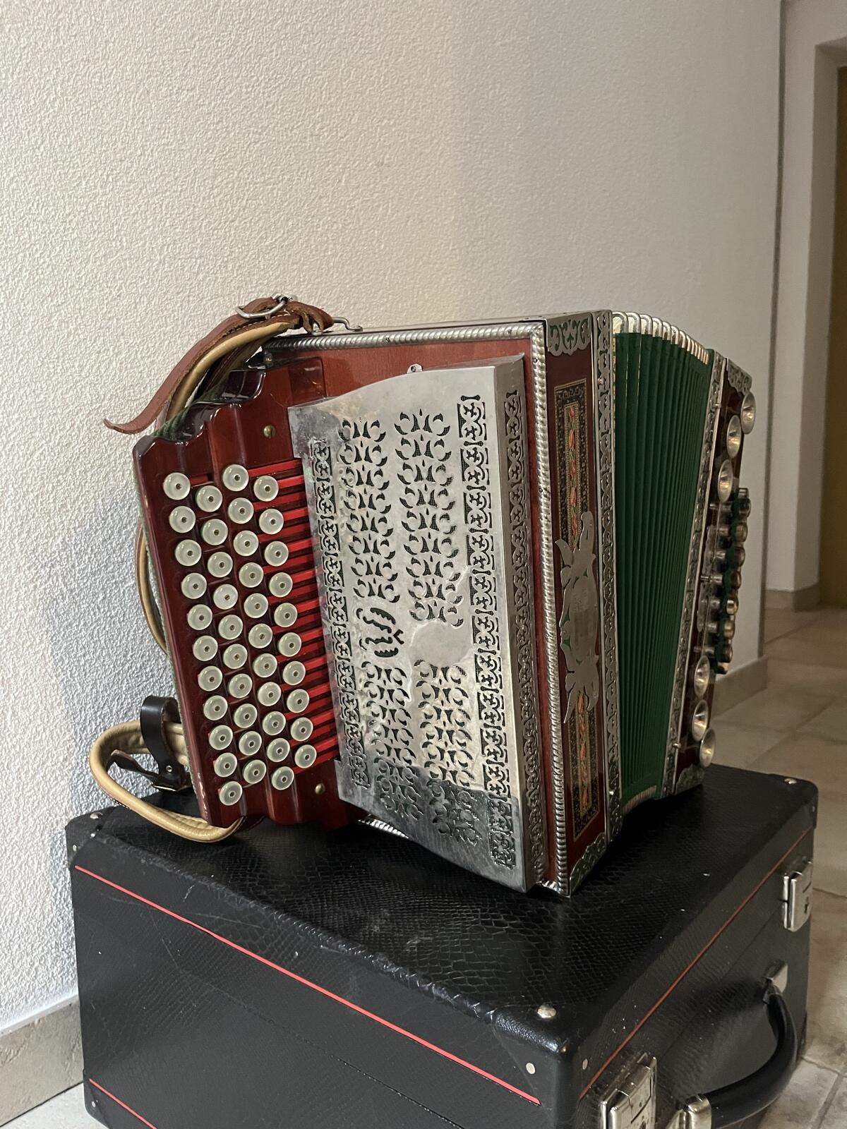 Harmonika Novak 2