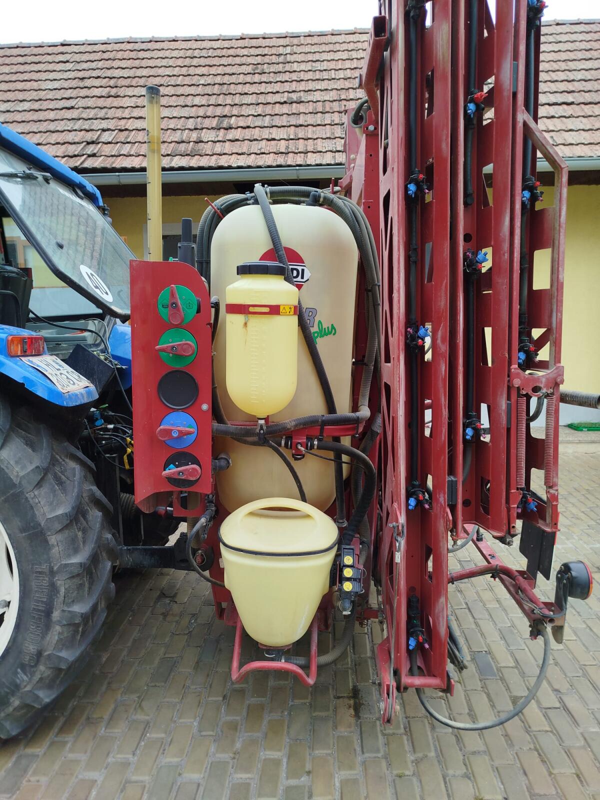 Hardi Anbauspritze Master pro 1000ltr 3