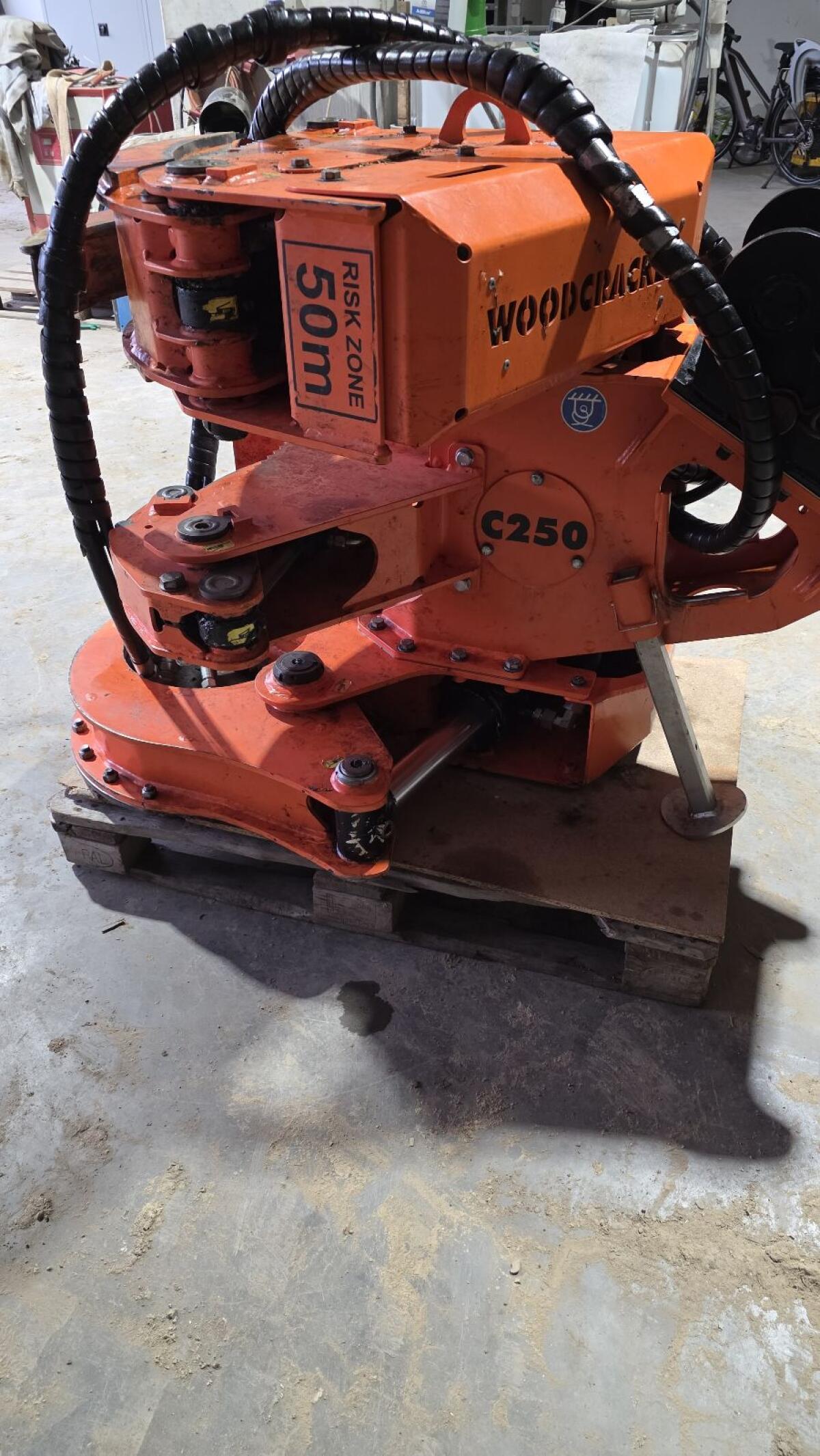 Woodcracker C250 3