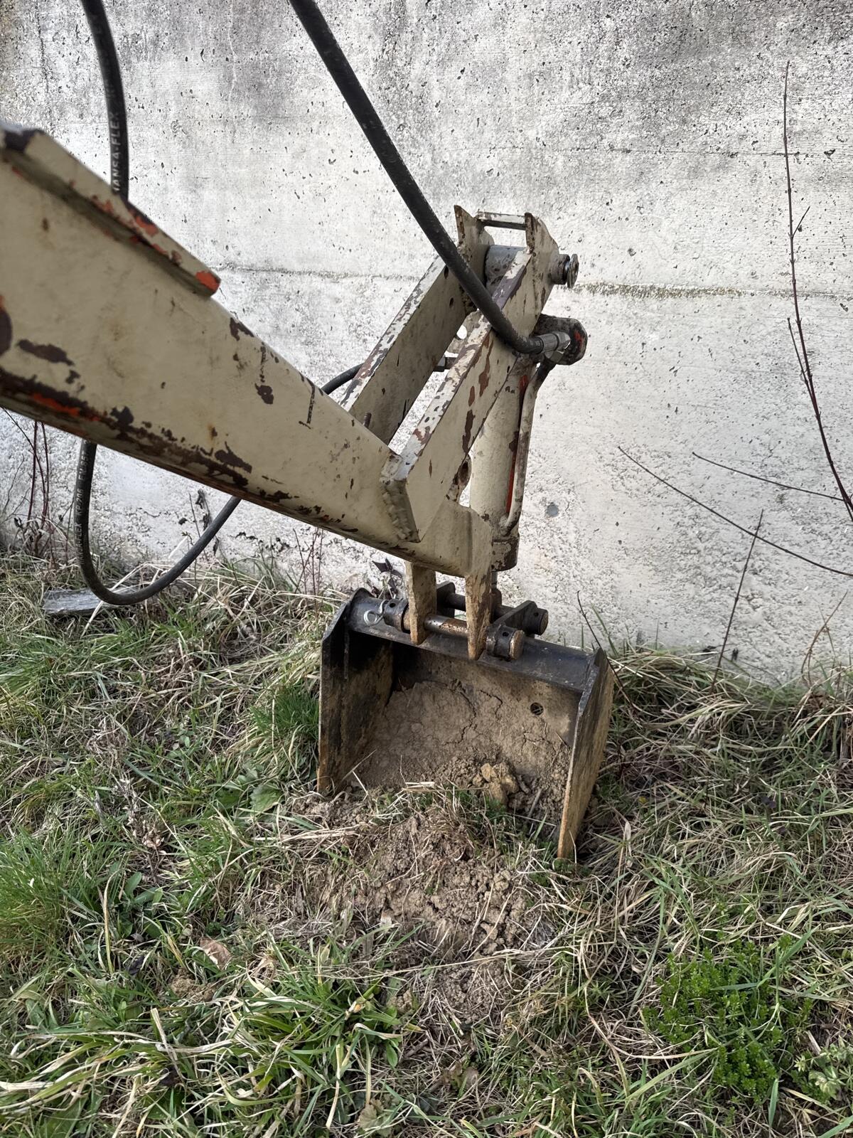 Heckbagger mit 3-Punkt 3