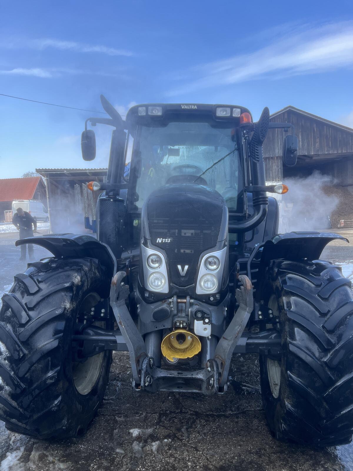 Valtra N 113 Hitech 2