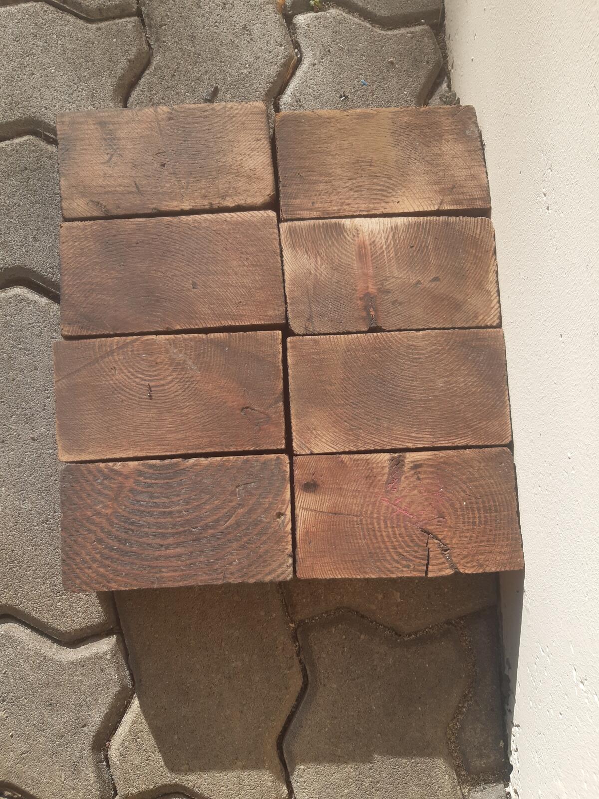 Holzstöcklpflaster 2