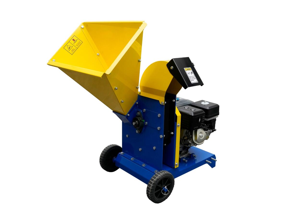 9 PS BENZIN-HOLZHACKMASCHINE 3