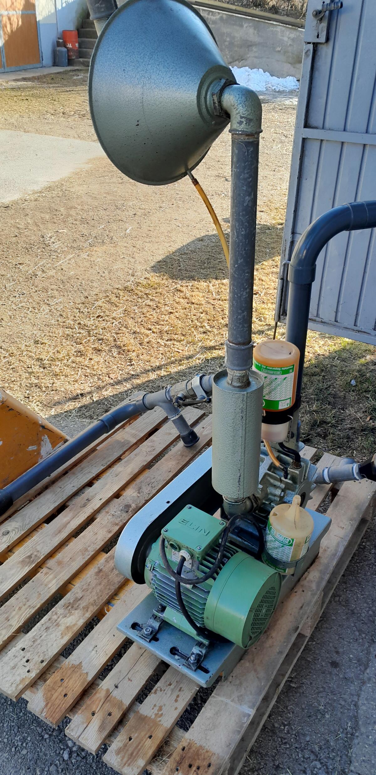 Westfalia Vakuumpumpe 2