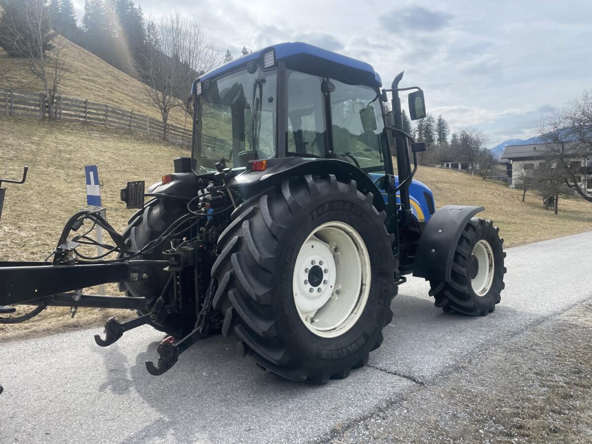 New Holland TN95DA 3