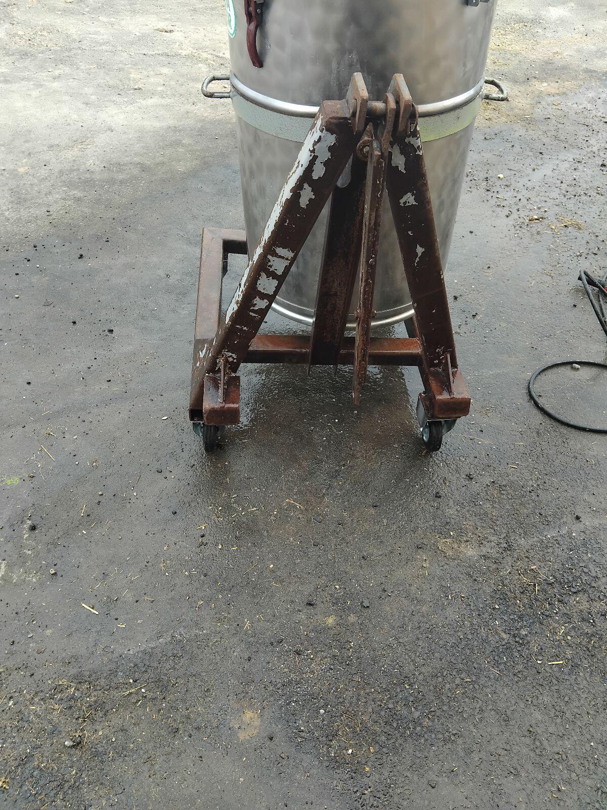 Milchtank 2