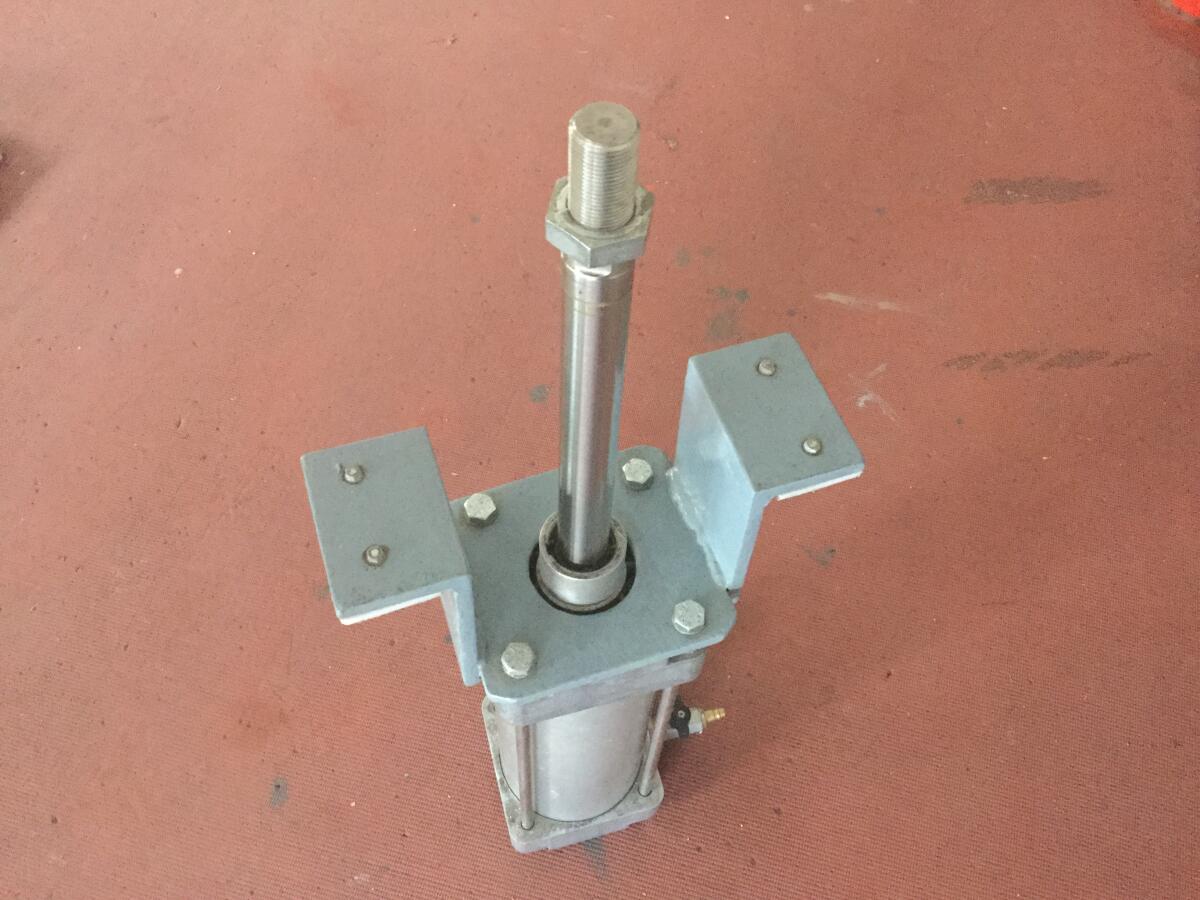 Pneumatik Zylinder 2