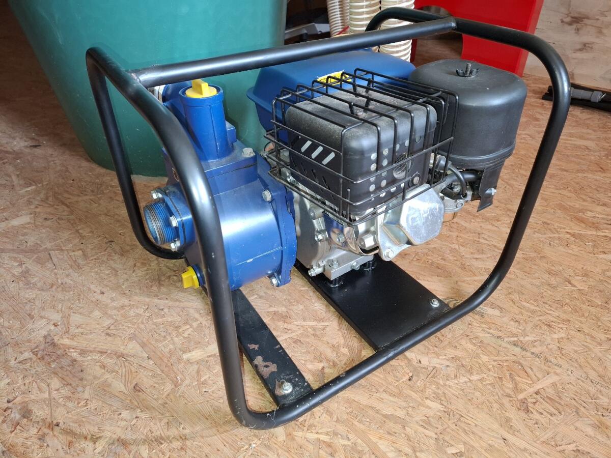 Wasserpumpe Einhell mit Benzinmotor BWP 32 3