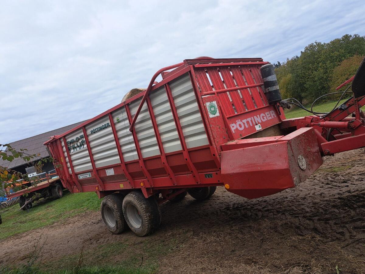 Abschubwagen Pöttinger 2