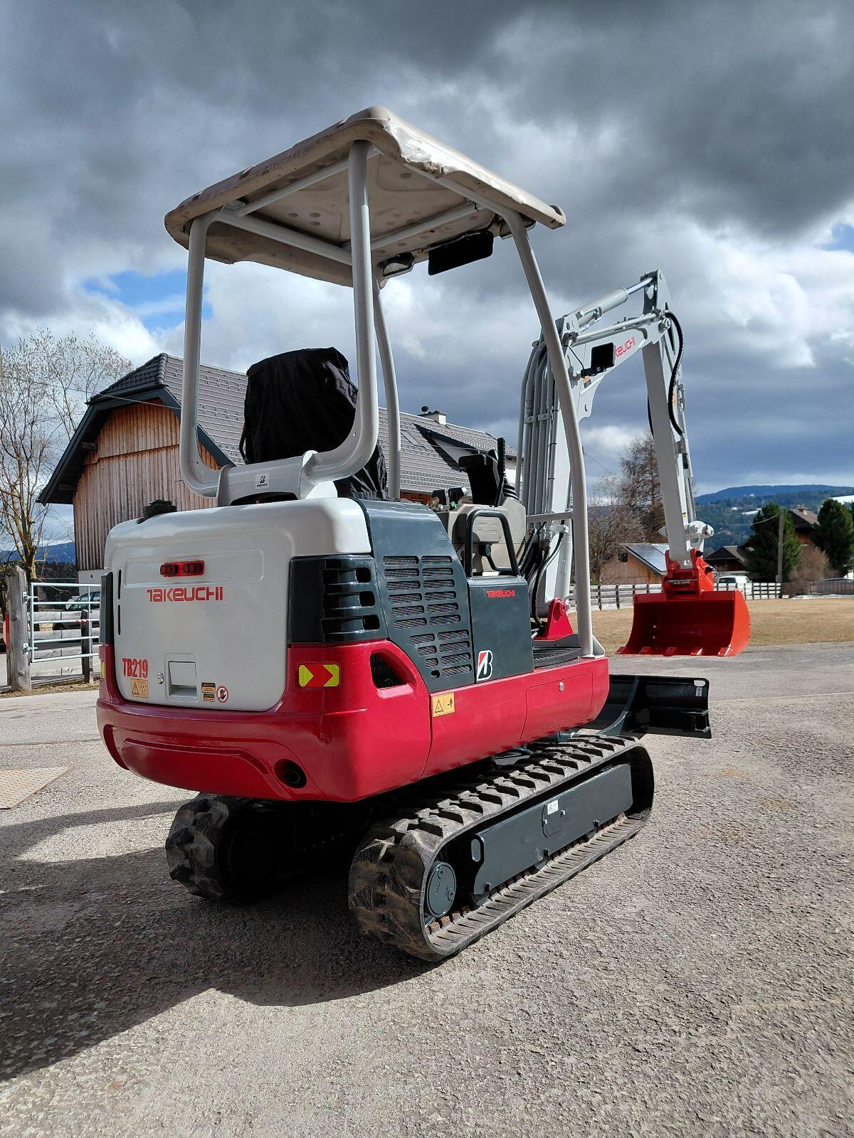 Takeuchi Tb 219 3