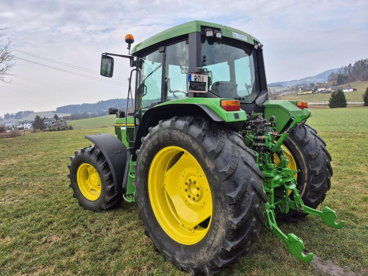 John Deere 6400 2
