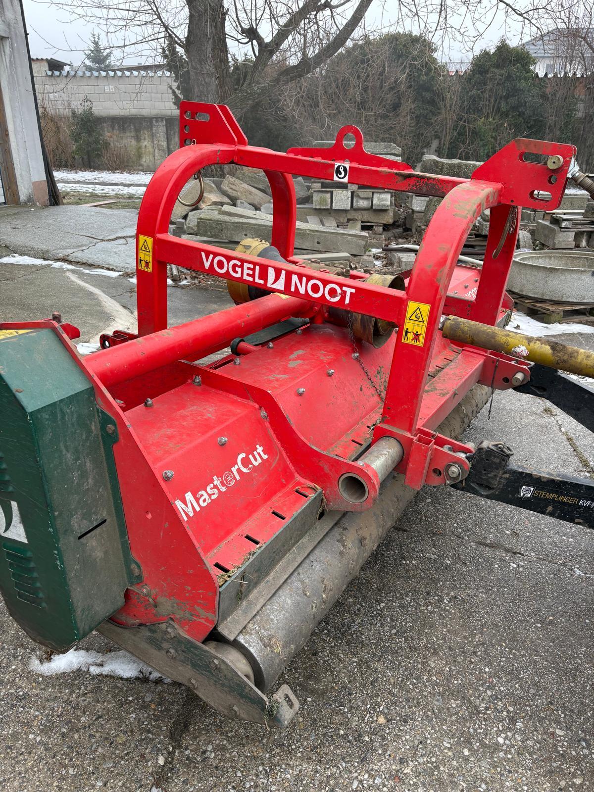 Front-Heckmulcher Vogel & Noot TSA 280 2