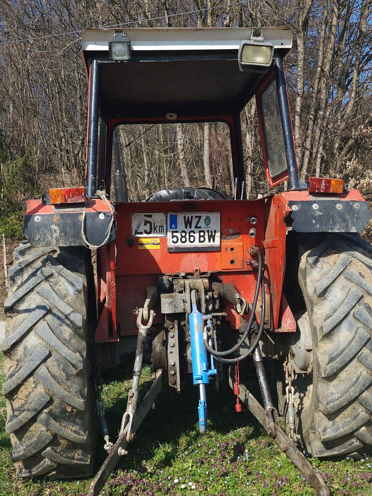 Massey Ferguson 154 mit Frontlader 3