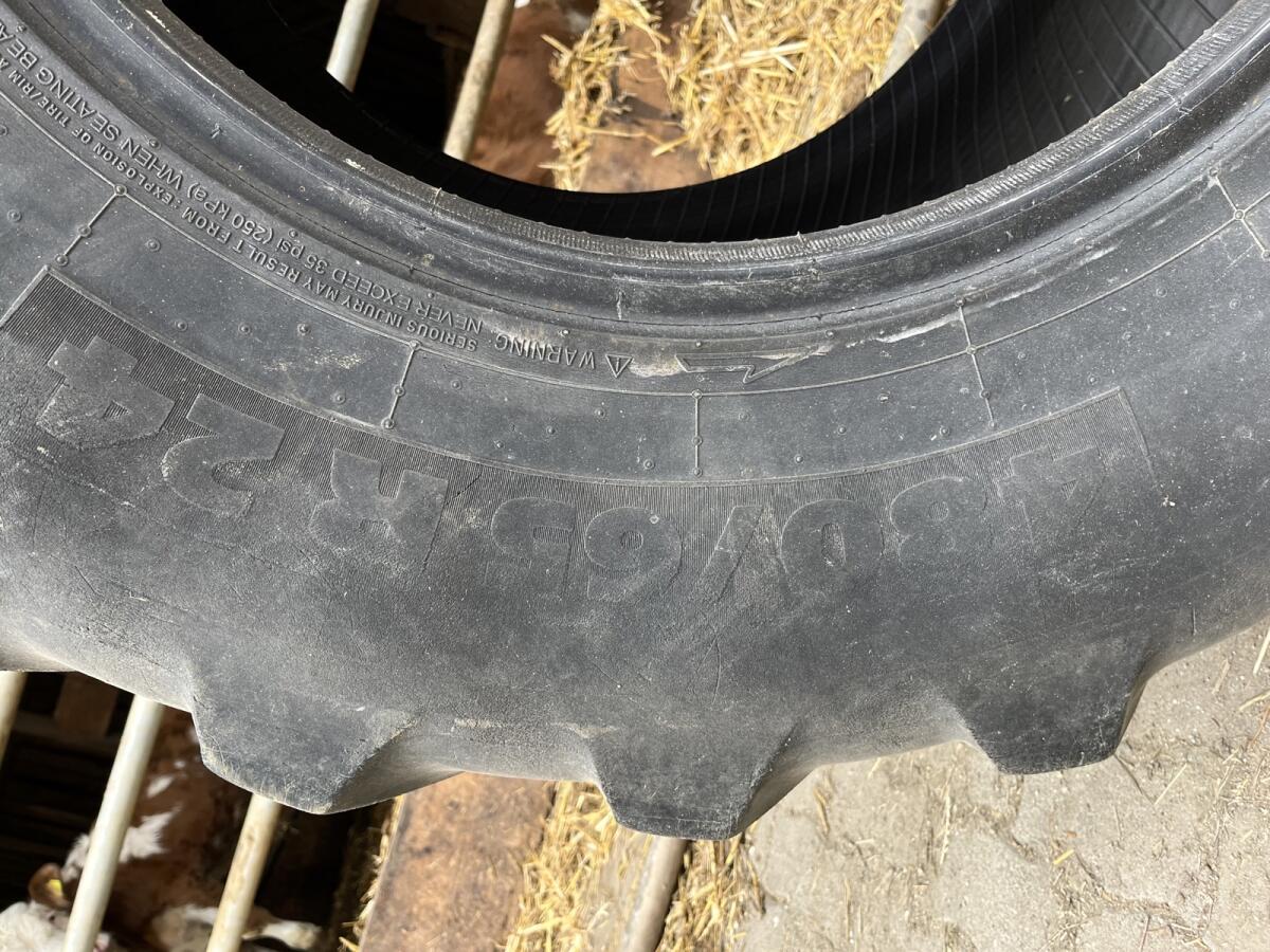 Reifen Multibib 480/65R24 2