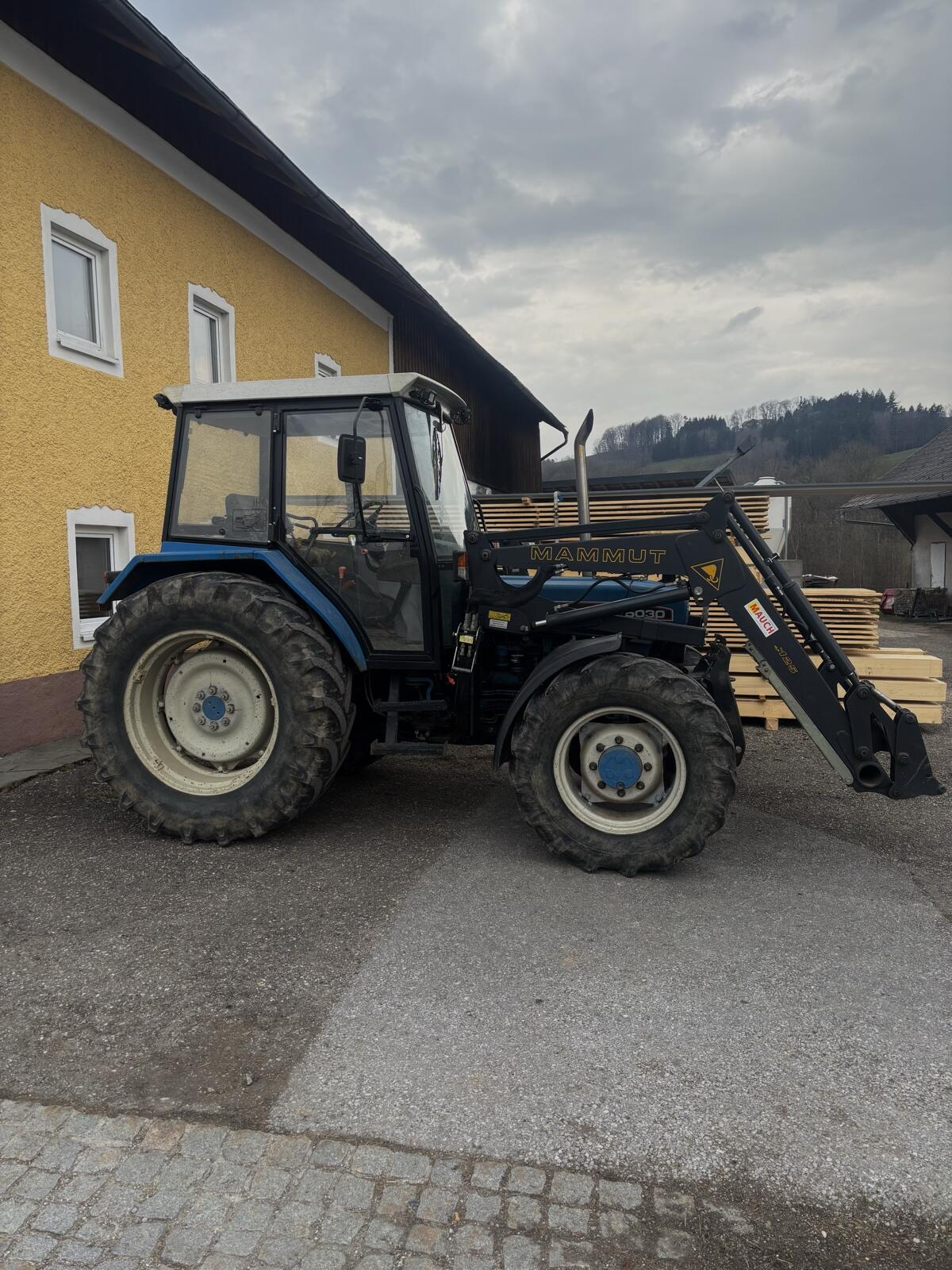 Ford 5030 Turbo mit Frontlader 3