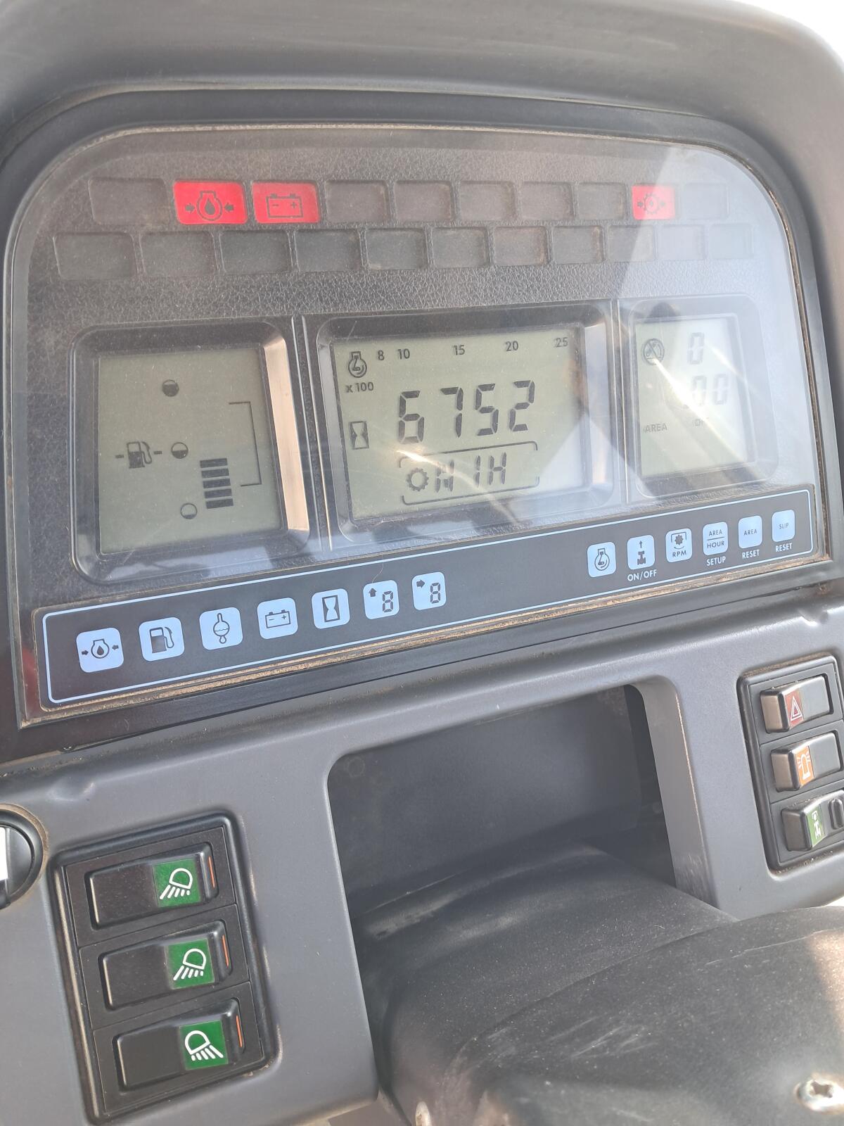 New Holland TS 115 2