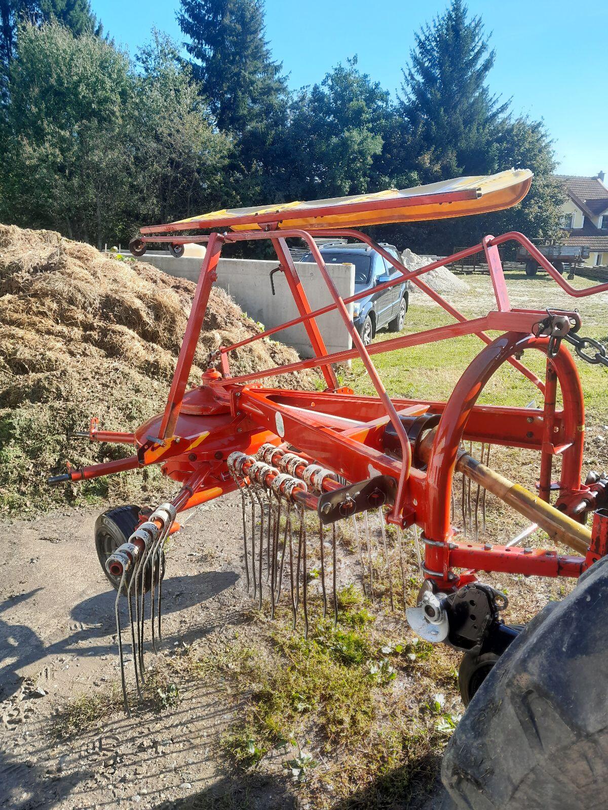 Pöttinger Top 28    Schwader 2