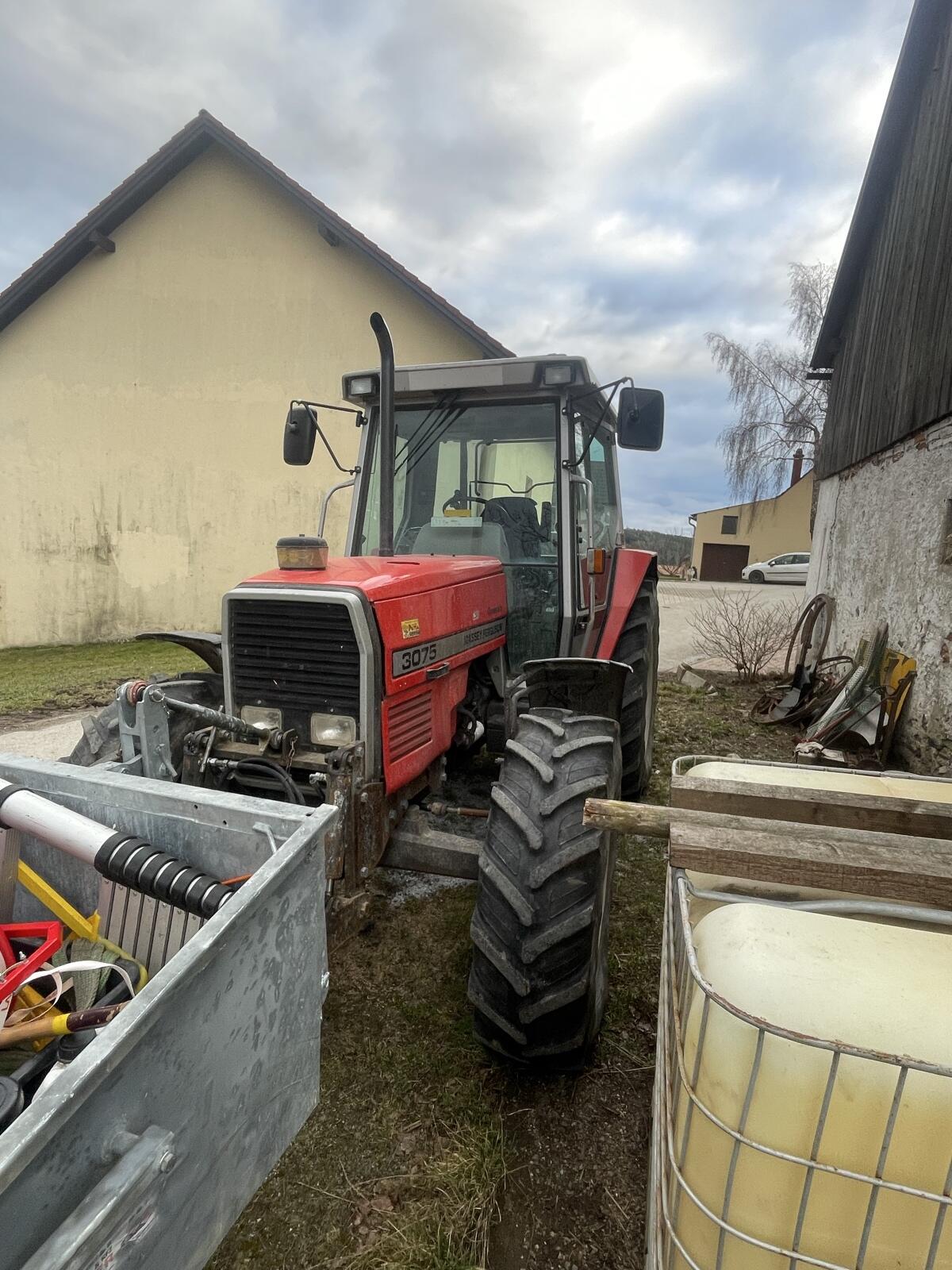 Massey Ferguson 3075 3