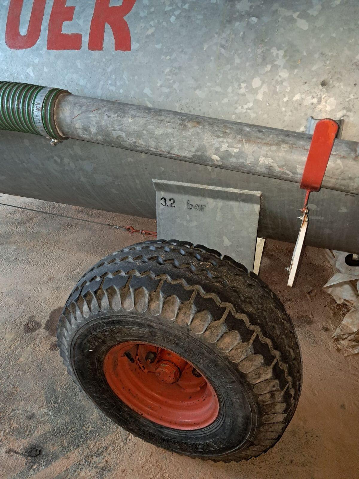 Wasserfass 1.700 l Bauer 2