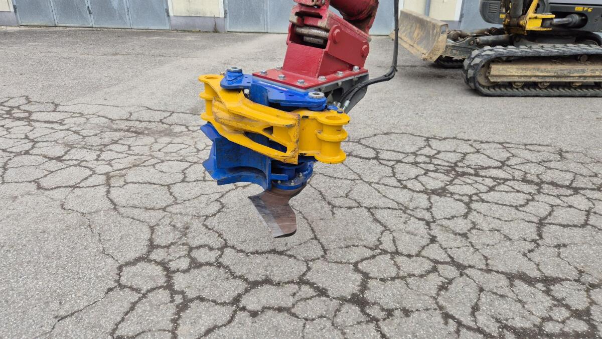 Fällgreifer Binderberger FG300 2