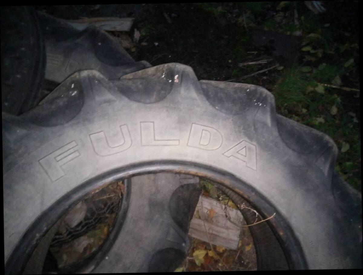 Reifen 12.4R24 Fulda 2