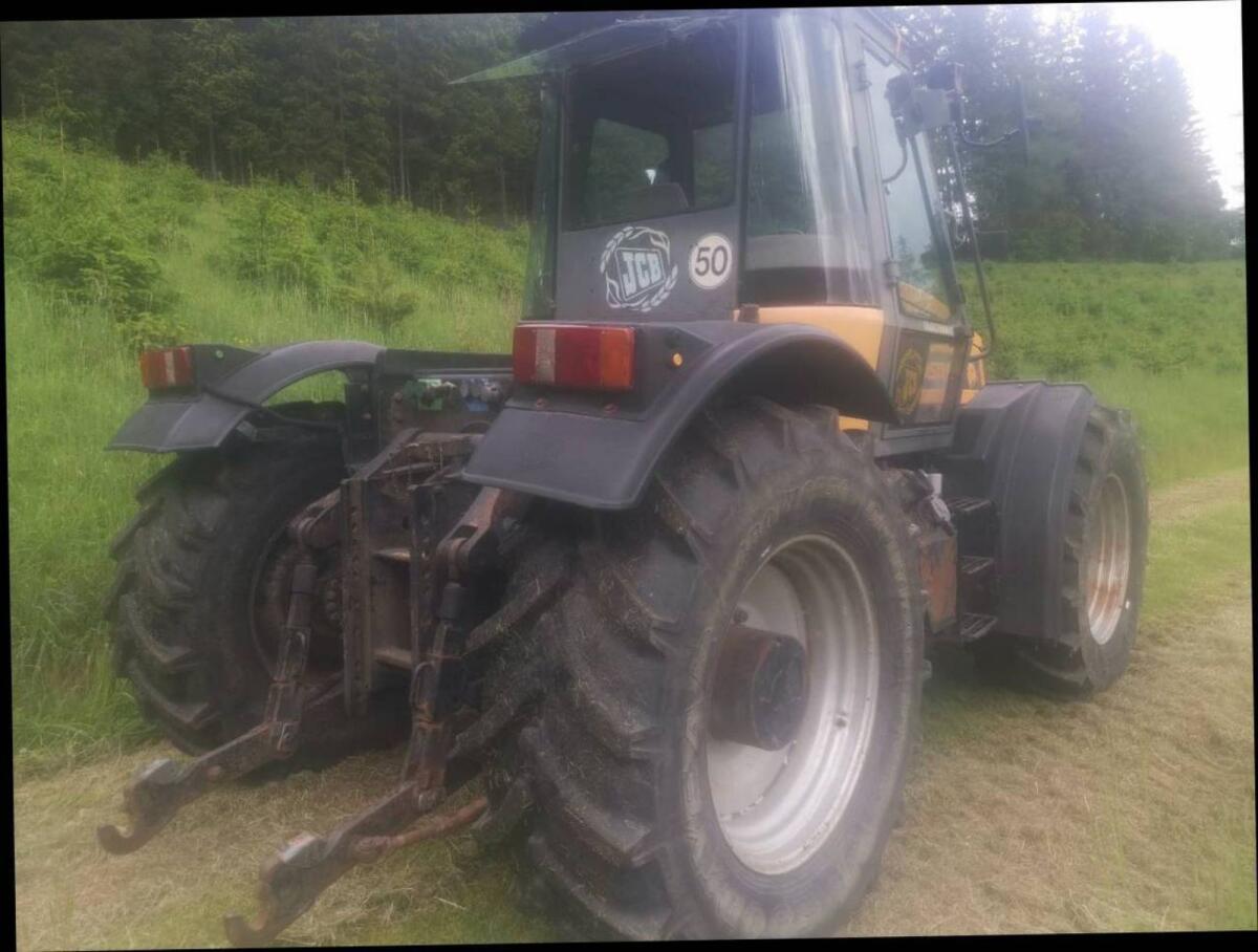 JCB Fastrac Teilespender 1000/2000 3