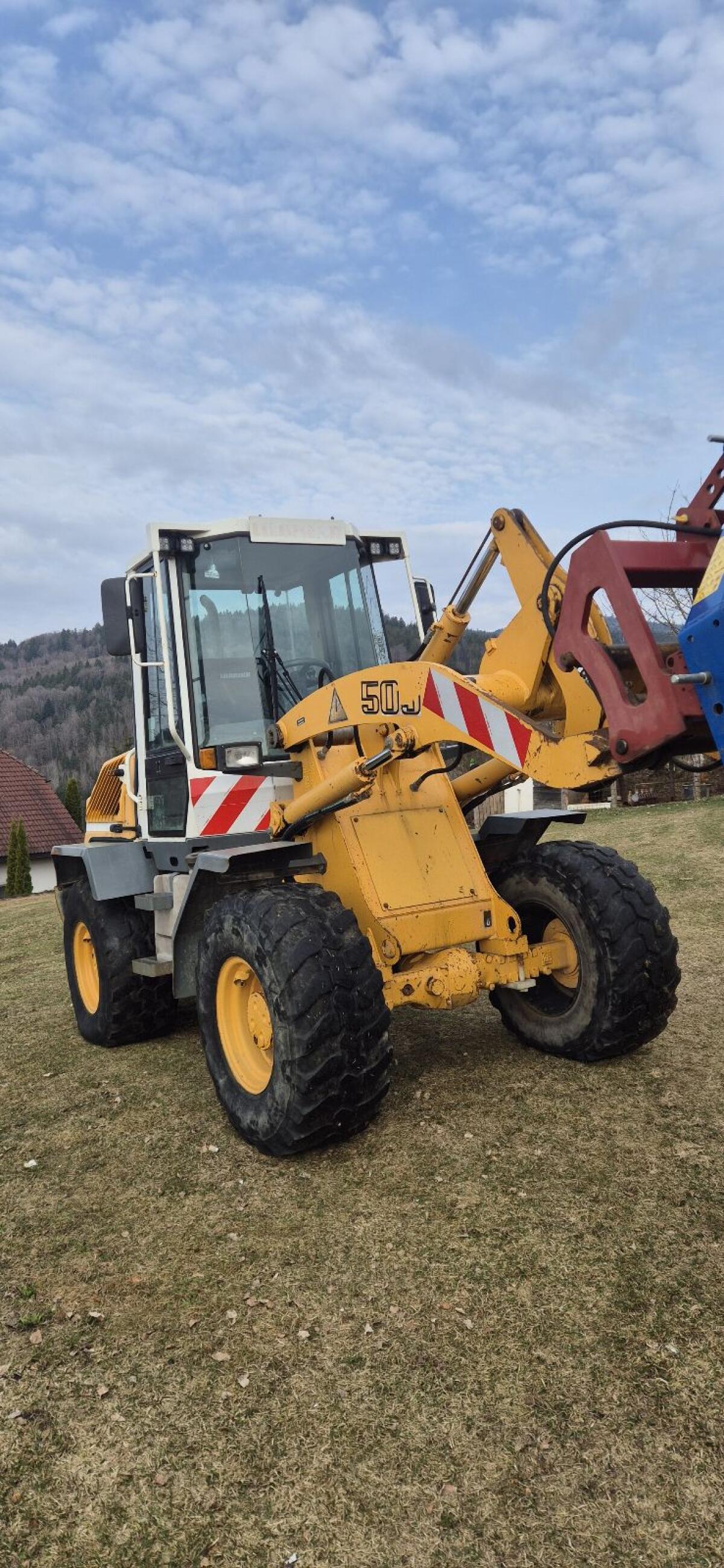 Liebherr L509 Stereo 3