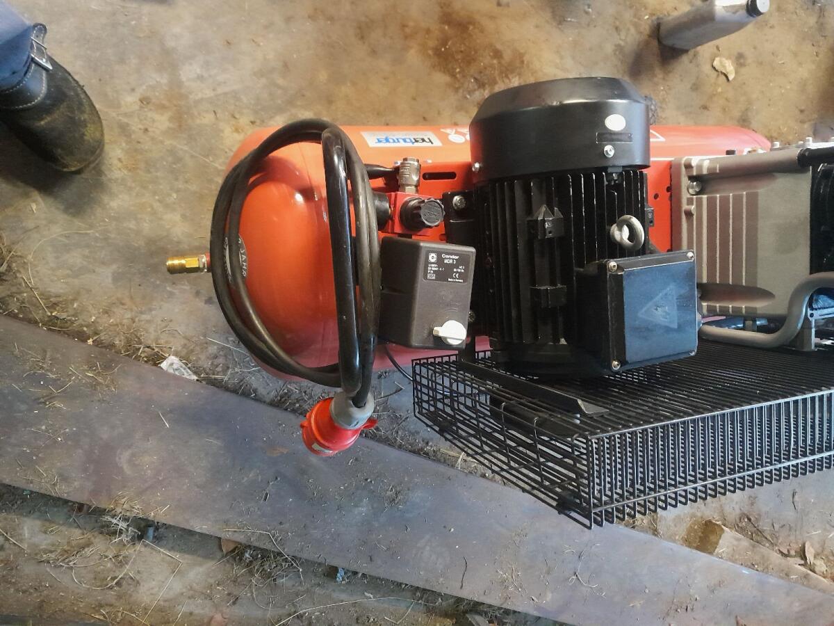 Elmag  Kolbenkompressor 3