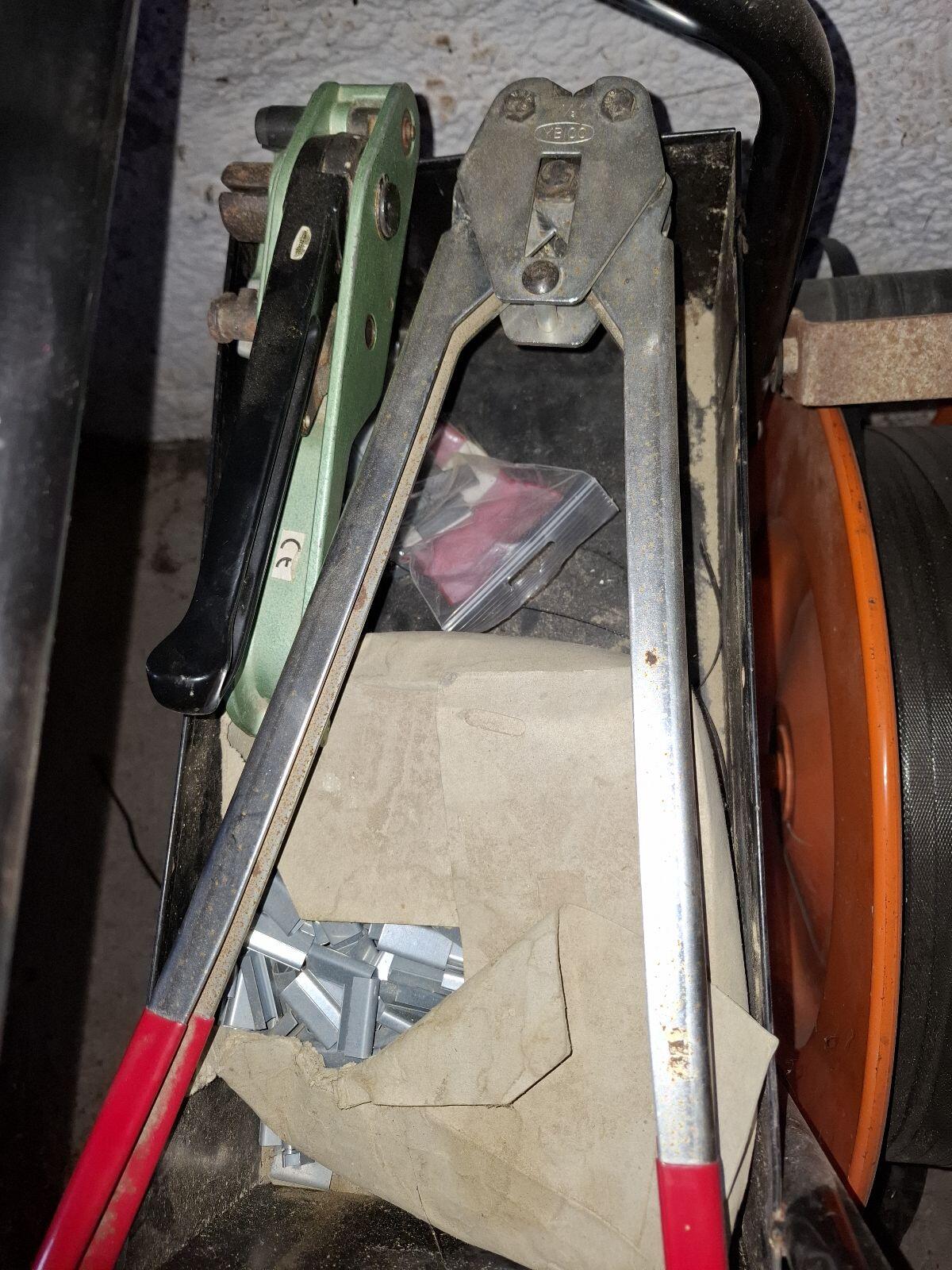 Umreifungsband mit Wagen 2