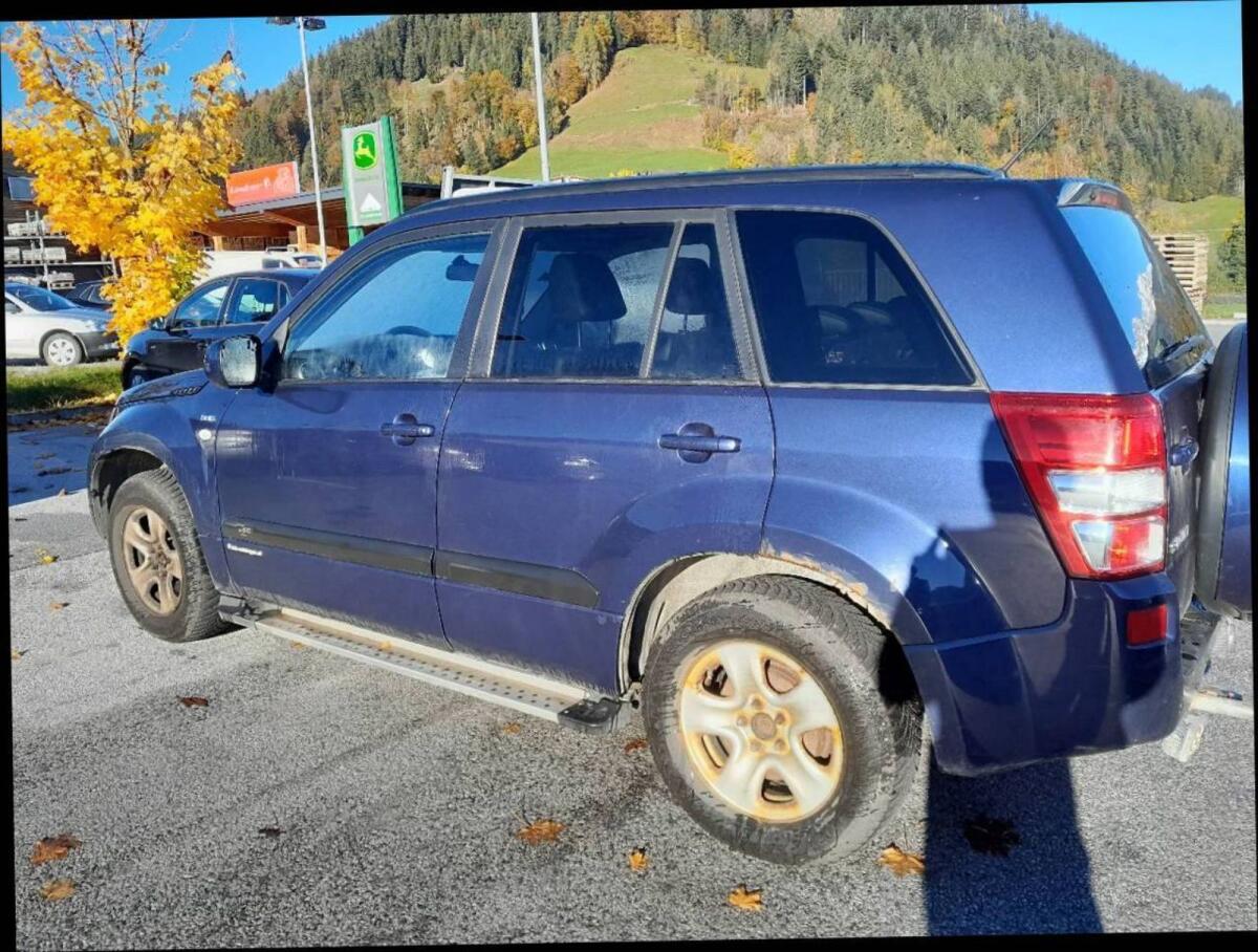 Suzuki Grand Vitara 2