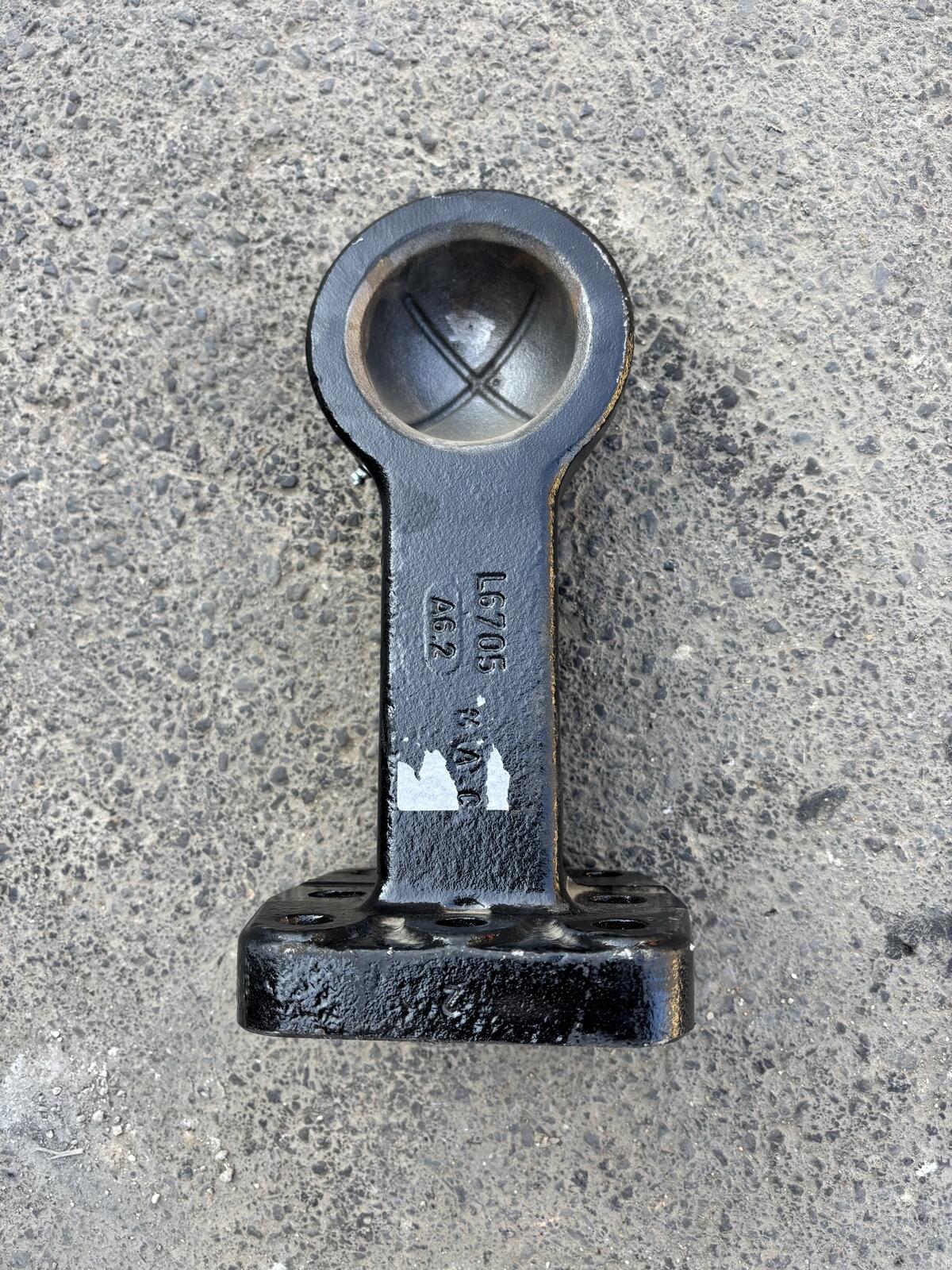 Flanschzugöse K80 2