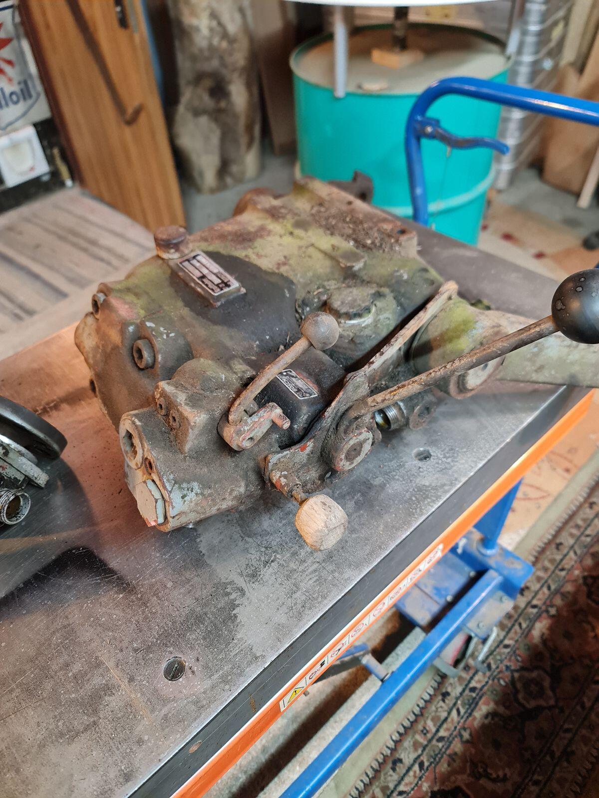 Hydraulikblock ZF A-205 2