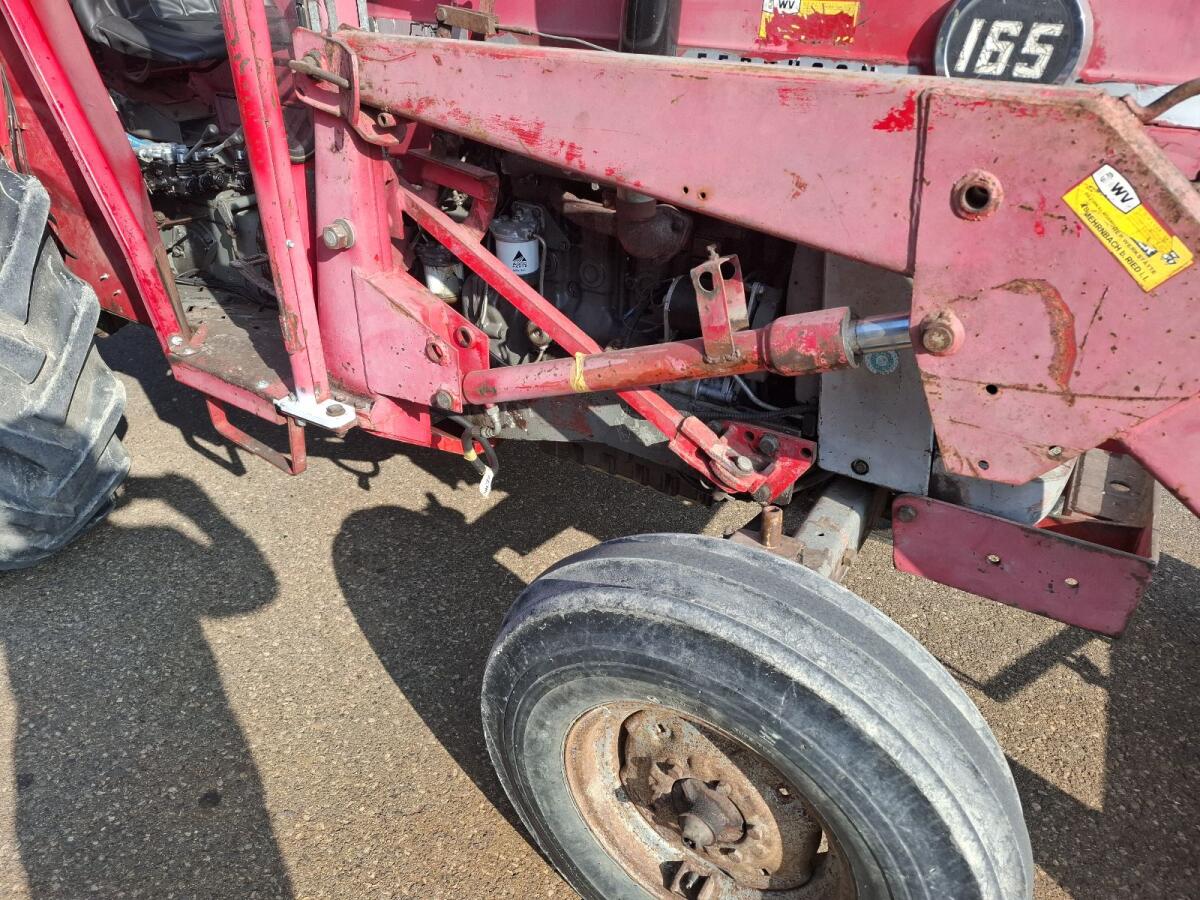 Massey Ferguson. Frontlader 2