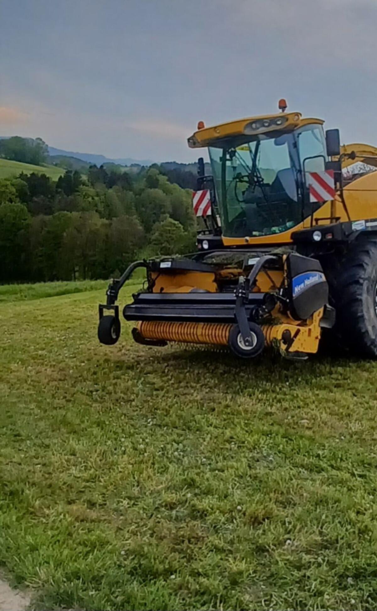 New Holland FR9050 2