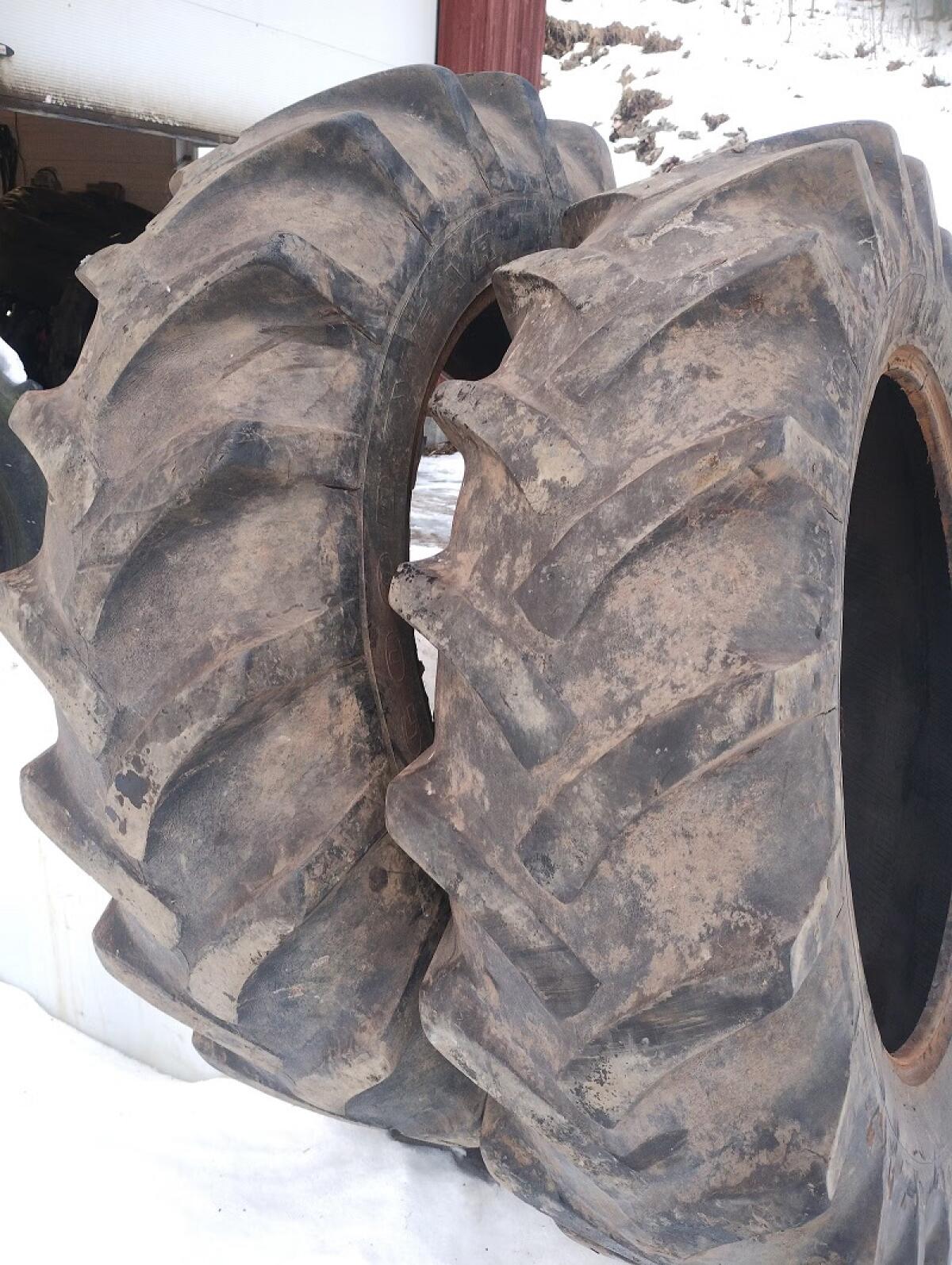 Verschiedene Traktorreifen 2
