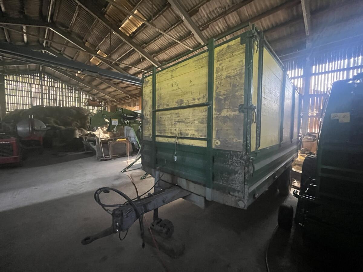 Kipper mit Viehtreppe 2