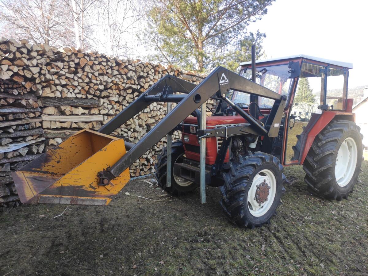 Fiat 45-66DT Allrad, mit Frontlader 2