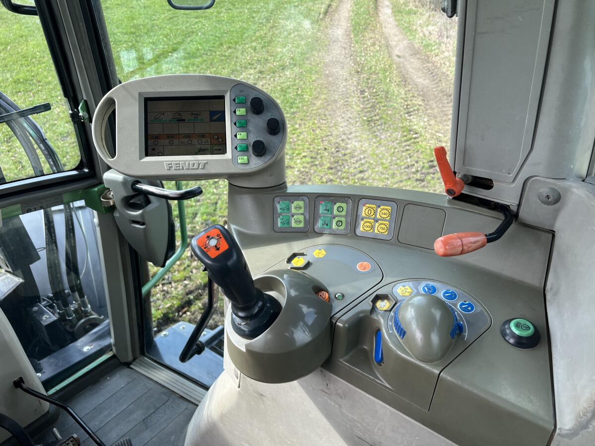 Fendt Vario 411 3