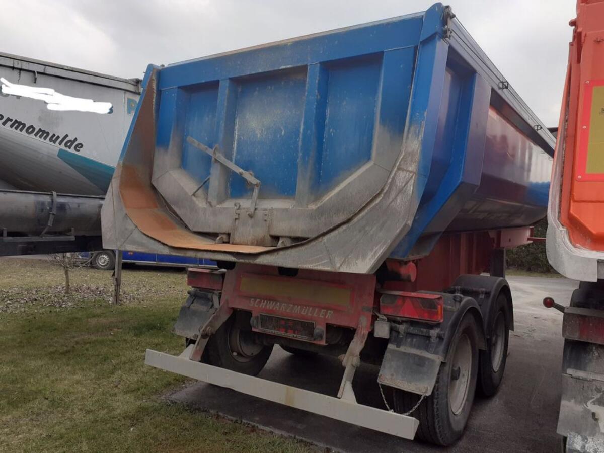 Schwarzmüller HKS 2 2