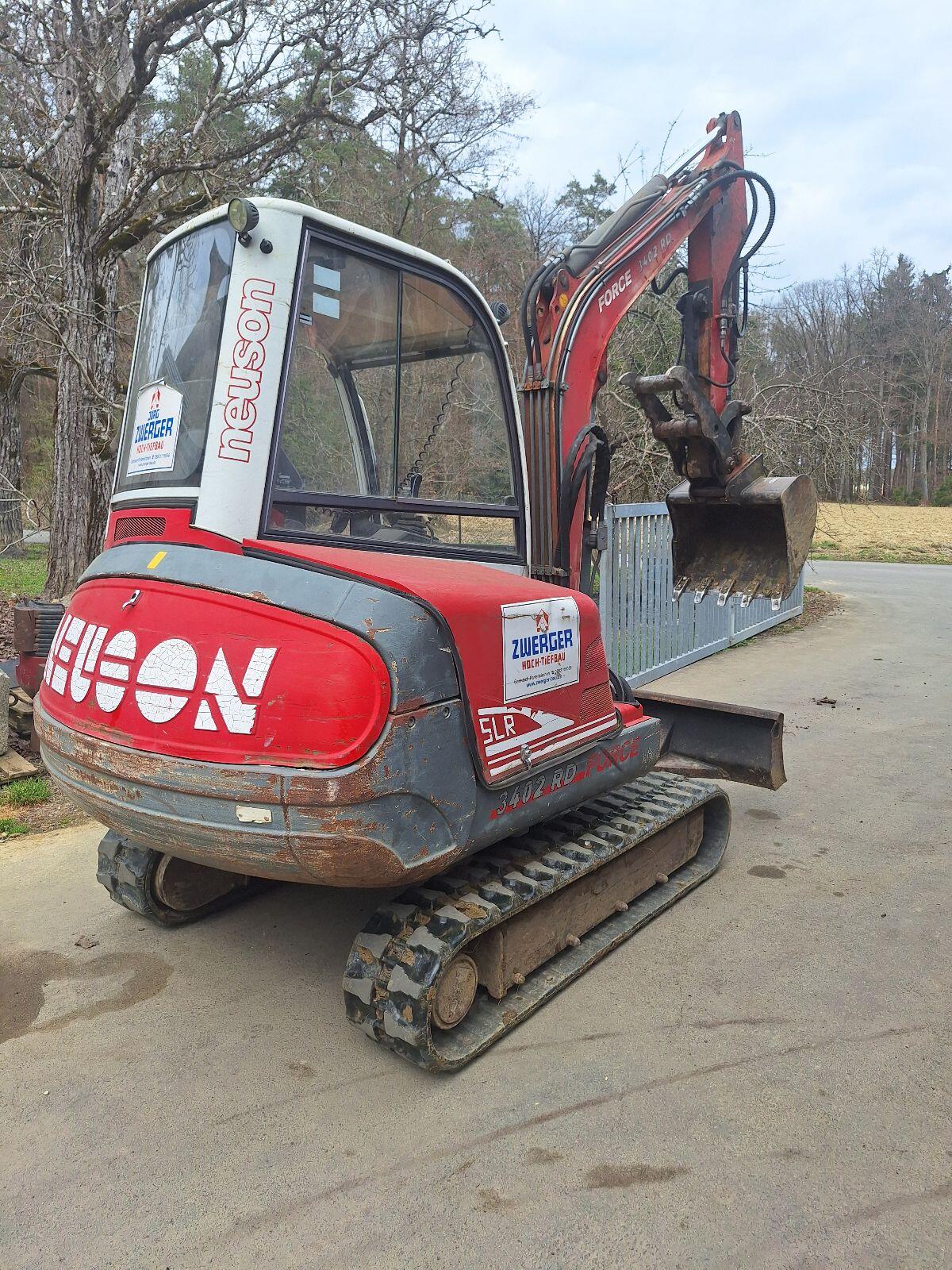 Neuson bagger 3