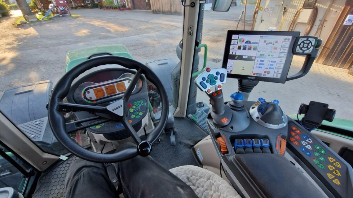 Fendt 720 Vario S4 ProfiPlus + RTK 3