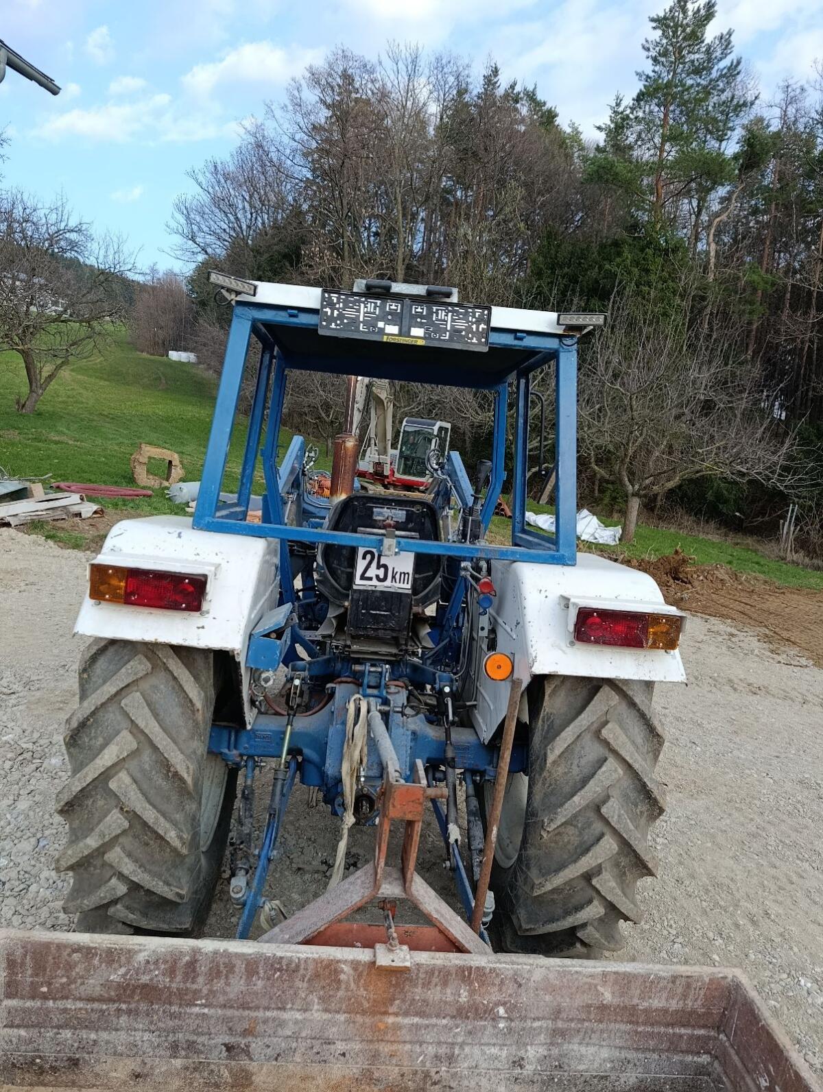 Ford Dexta 2000 3