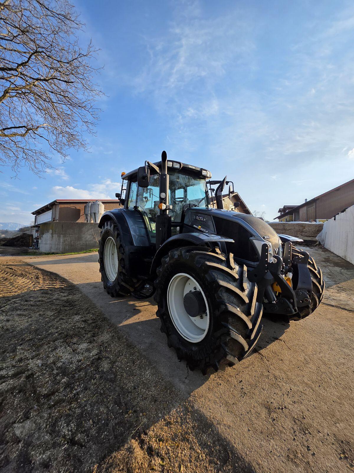 Valtra N163 Direct 2