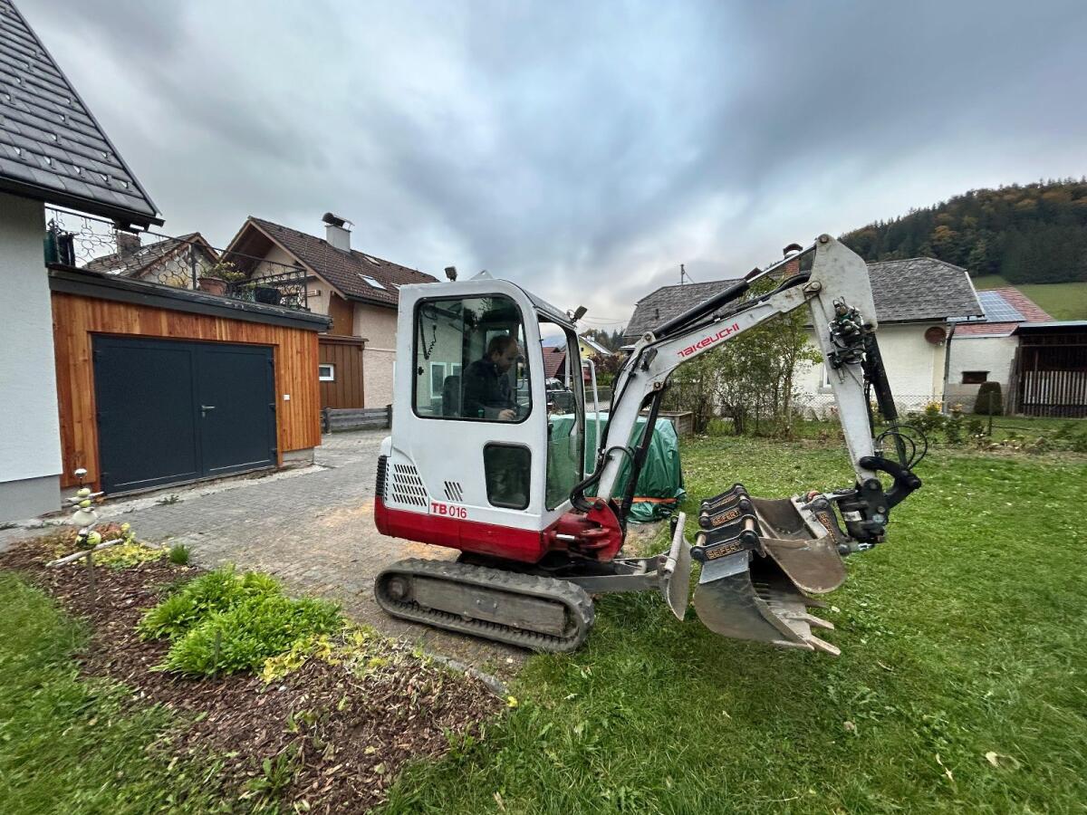 Bagger TB016 Takeuchi 3