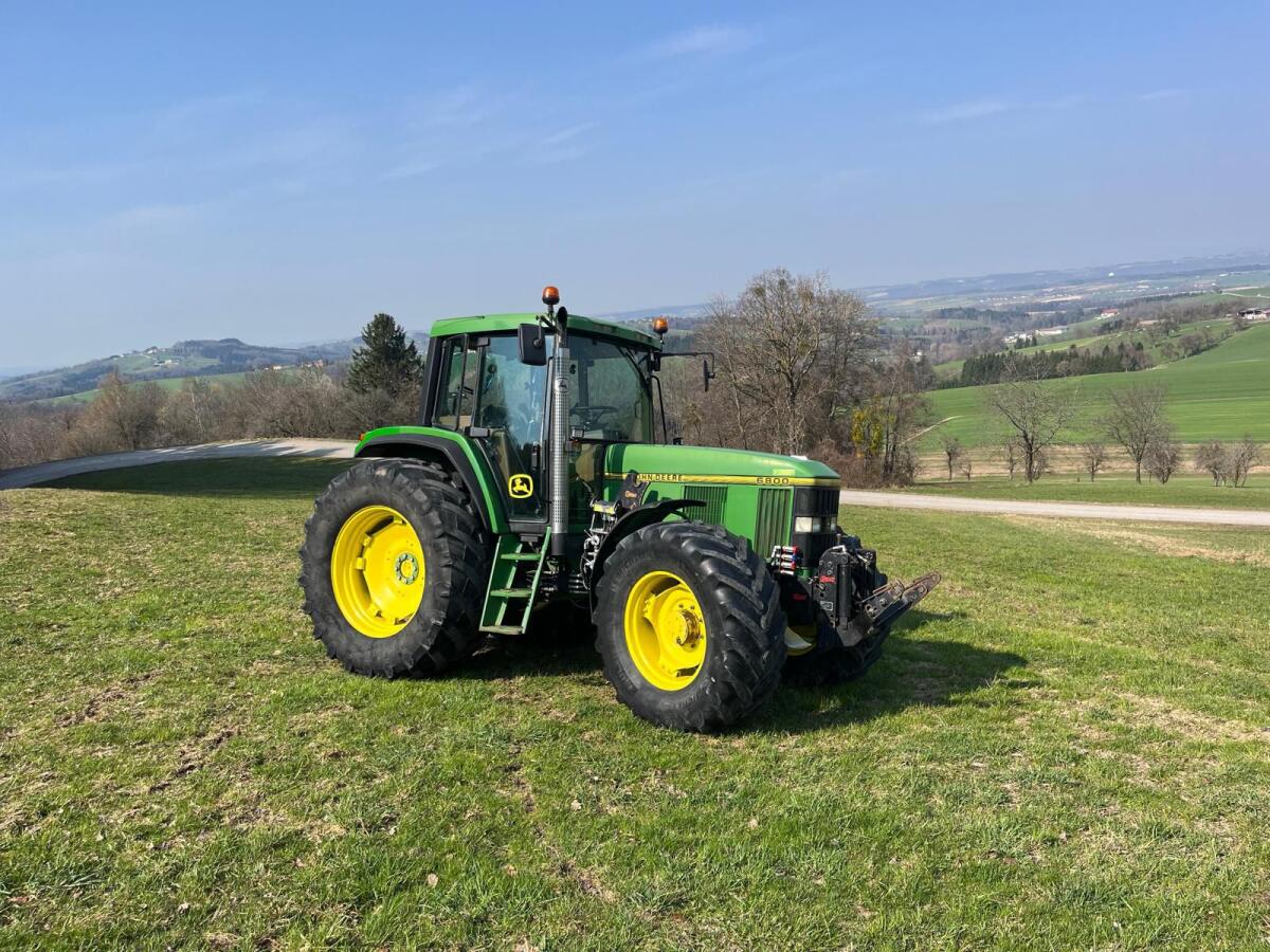 John Deere 6800 3