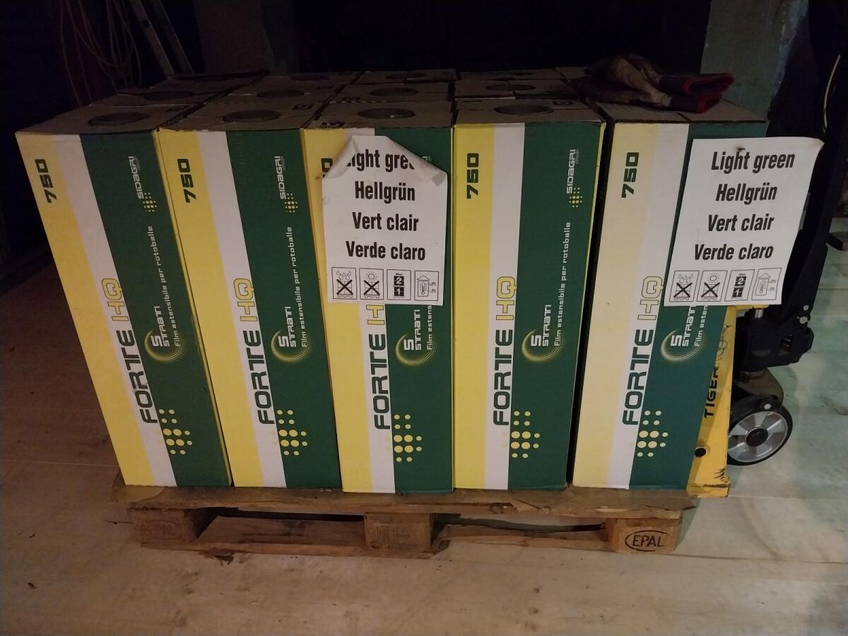 15 RollenWickelfolie und Netz 2