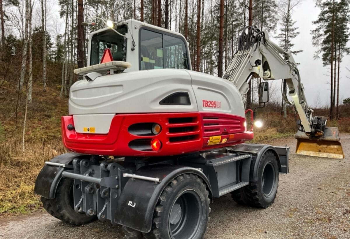 Takeuchi TB295W 2